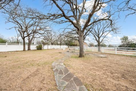7260 Hudson Cemetery Road Mansfield TX 76063