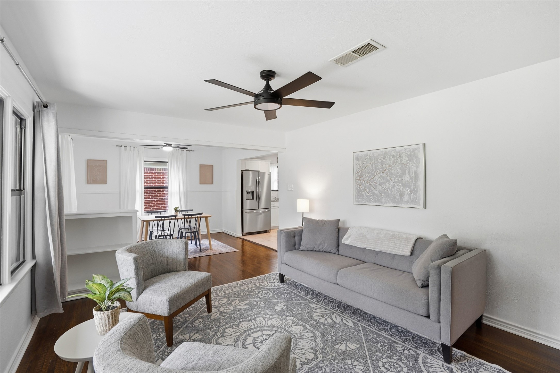 5600 Dennis Avenue Fort Worth TX 76114