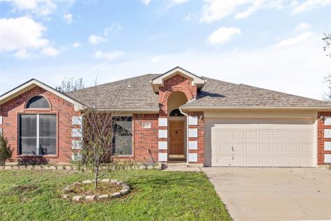 4635 Yellowleaf Drive Grand Prairie TX 75052