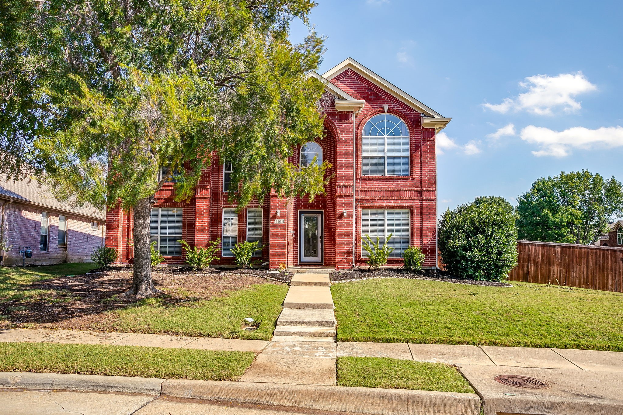 1101 Taylor Lane Lewisville TX 75077