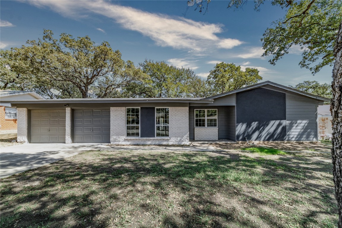 53 Coffee Tavern Road Bedford TX 76022