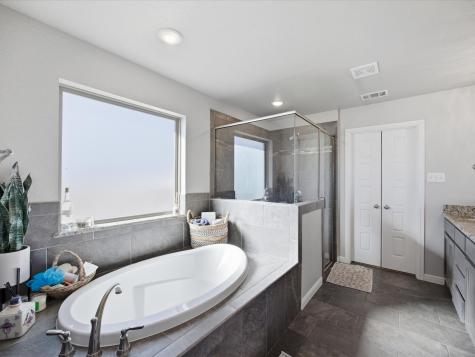 617 County Road 3341 Paradise TX 76073