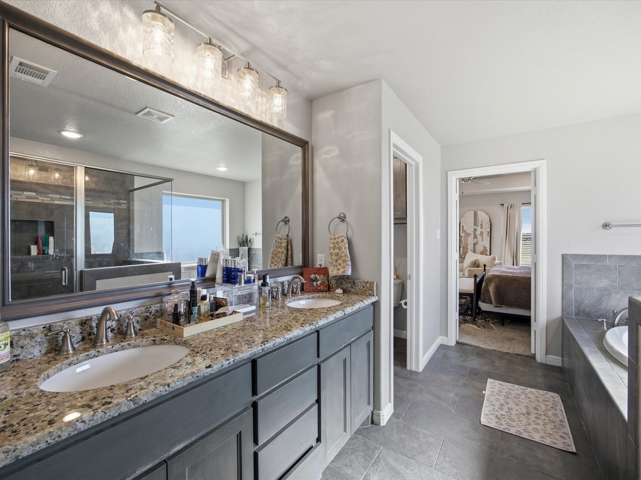617 County Road 3341 Paradise TX 76073