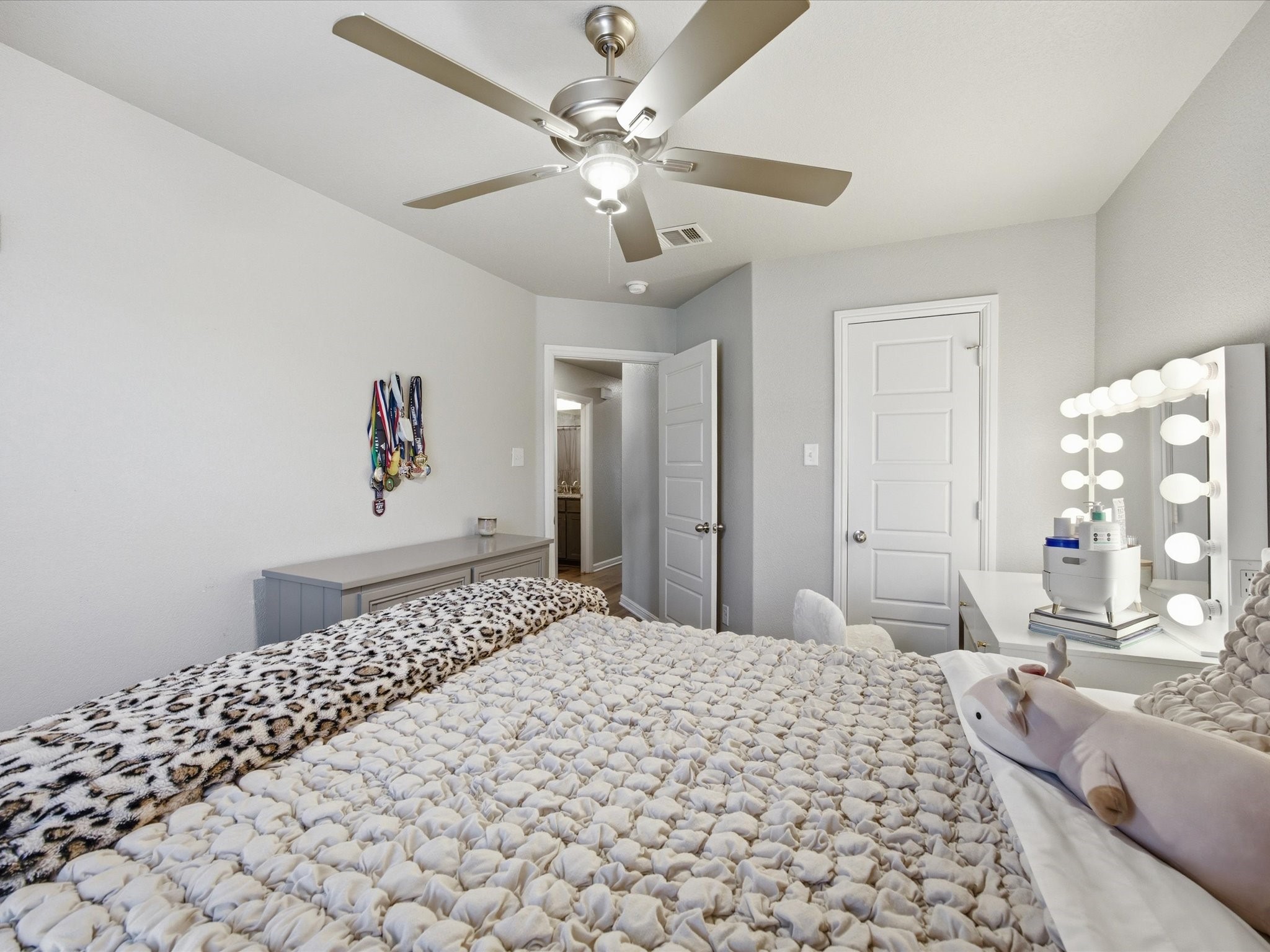 617 County Road 3341 Paradise TX 76073