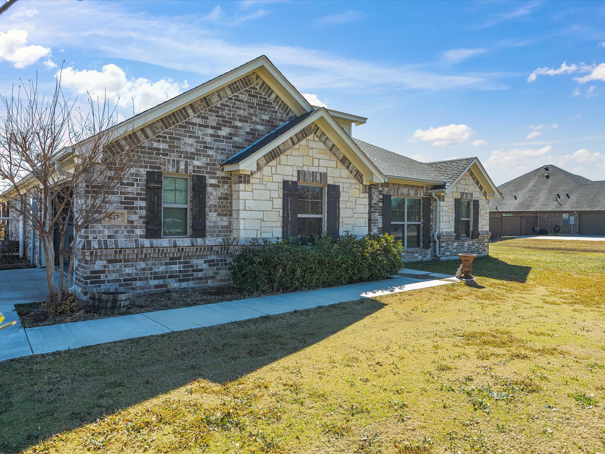 617 County Road 3341 Paradise TX 76073