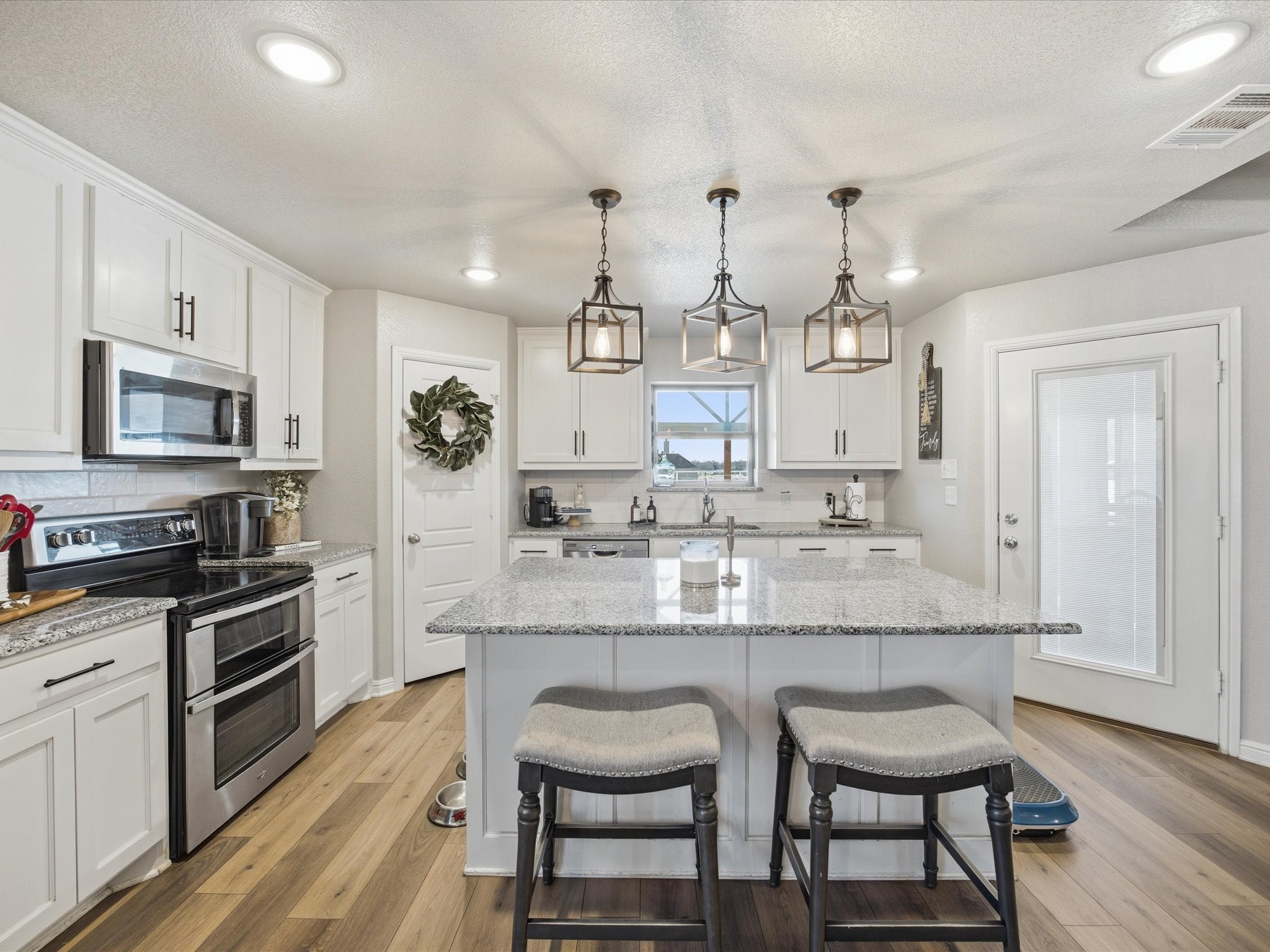 617 County Road 3341 Paradise TX 76073