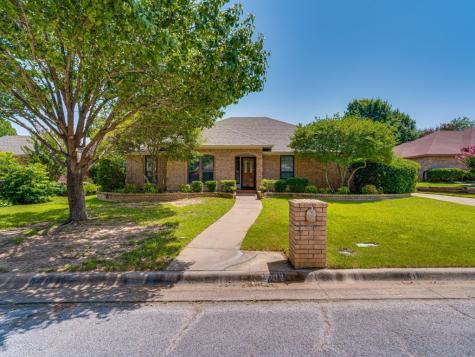 3702 Ruidoso Drive Arlington TX 76017