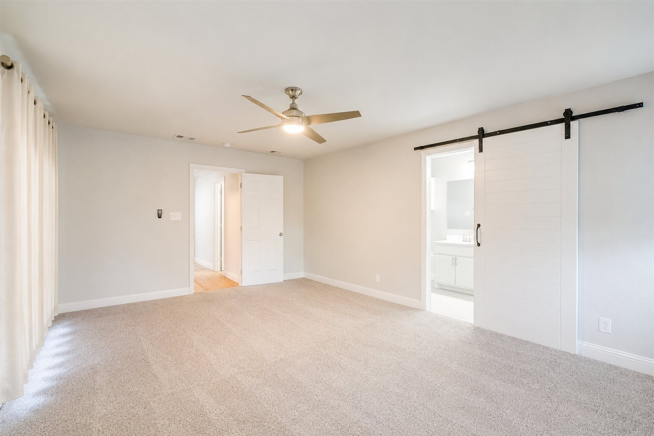 13147 Rosser Road Farmers Branch TX 75244