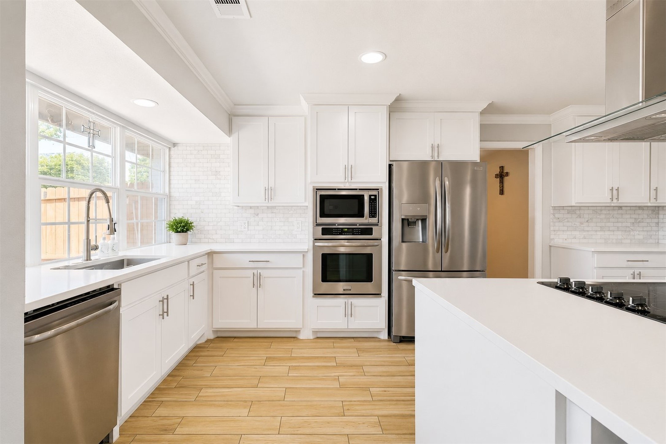 13147 Rosser Road Farmers Branch TX 75244