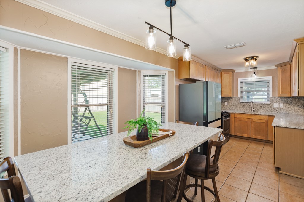 251 Alicia Street Bowie TX 76230