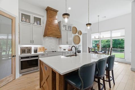 1054 Meadow Wood Terrace Azle TX 76020
