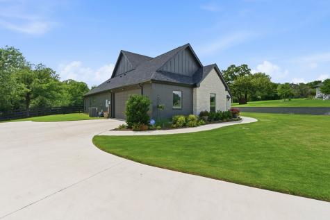 1054 Meadow Wood Terrace Azle TX 76020