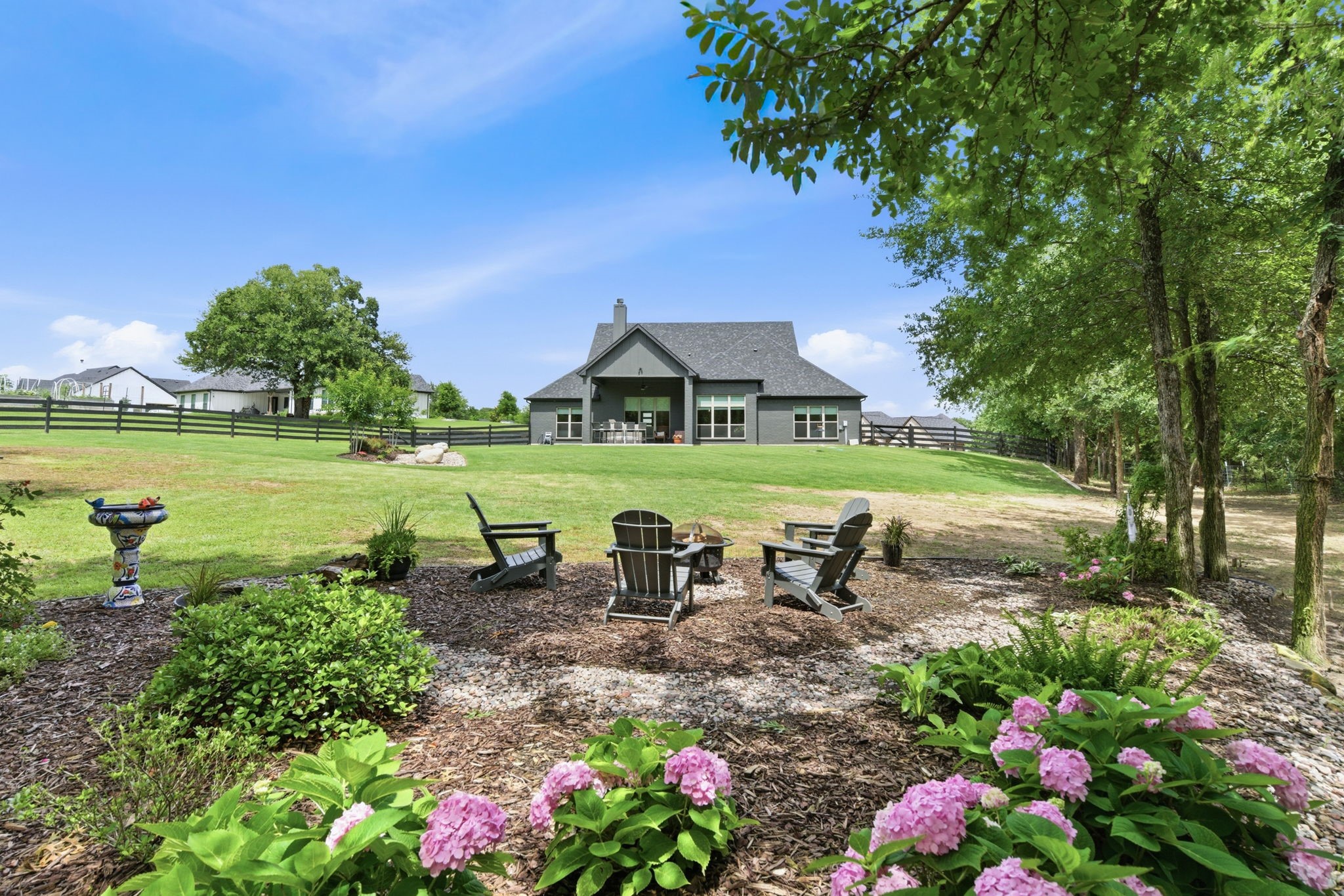 1054 Meadow Wood Terrace Azle TX 76020