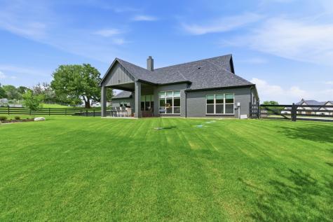 1054 Meadow Wood Terrace Azle TX 76020