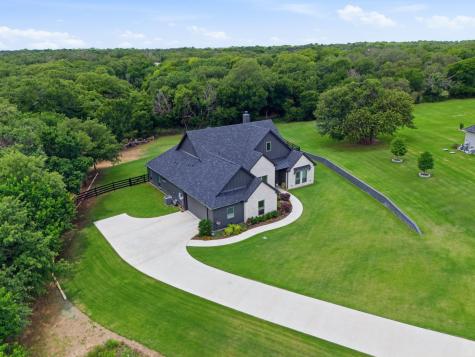 1054 Meadow Wood Terrace Azle TX 76020