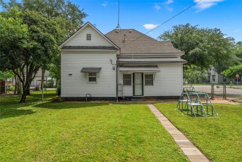 501 N Davis Street West TX 76691