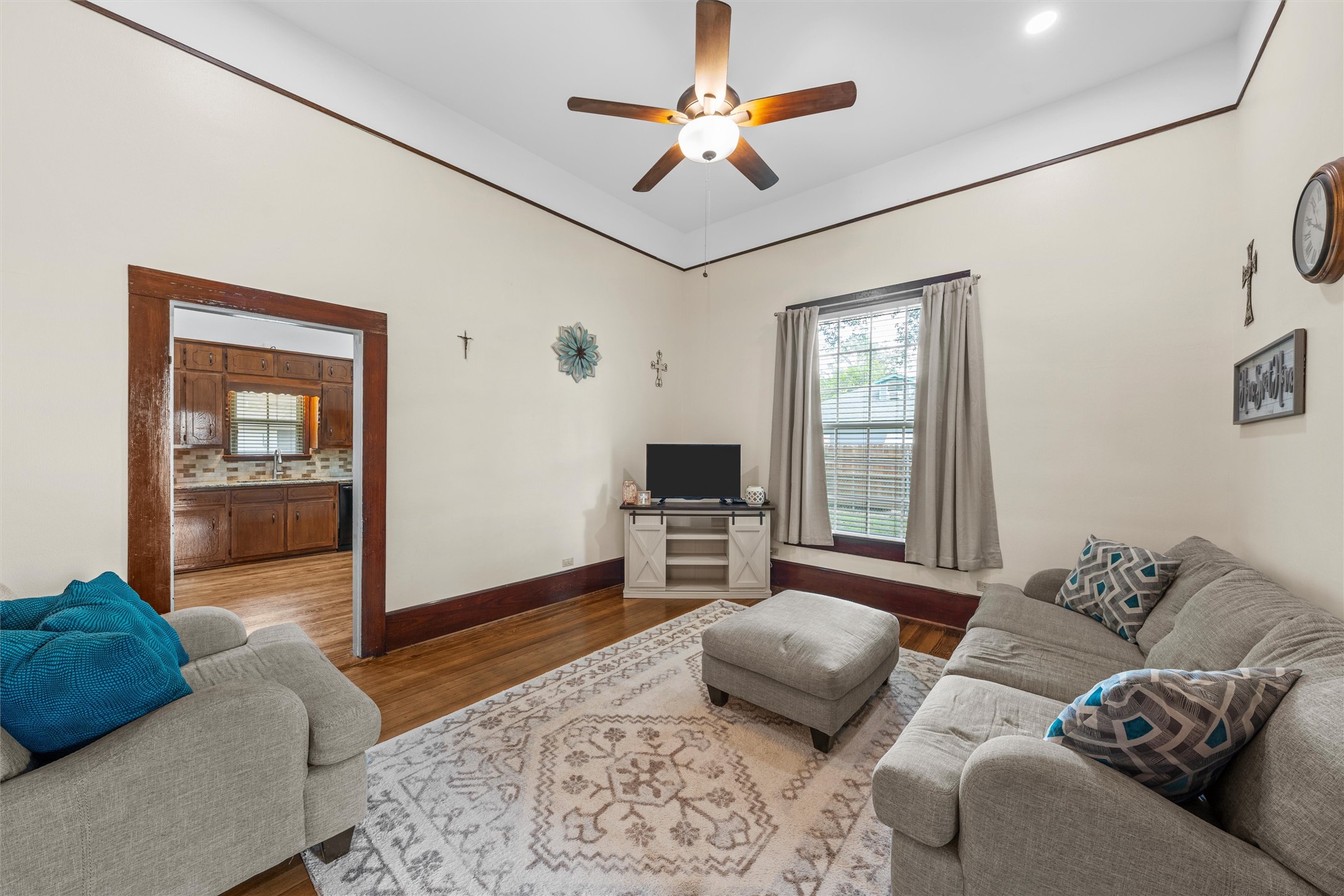 501 N Davis Street West TX 76691