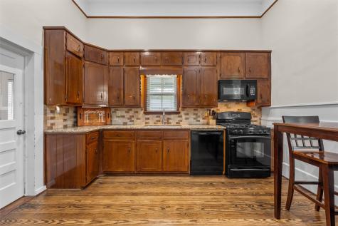 501 N Davis Street West TX 76691
