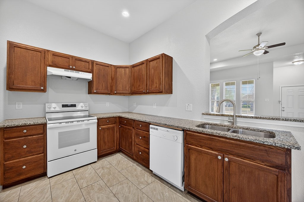 625 Green Mound Drive Glenn Heights TX 75154