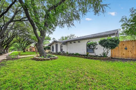 2718 Clover Valley Drive Garland TX 75043
