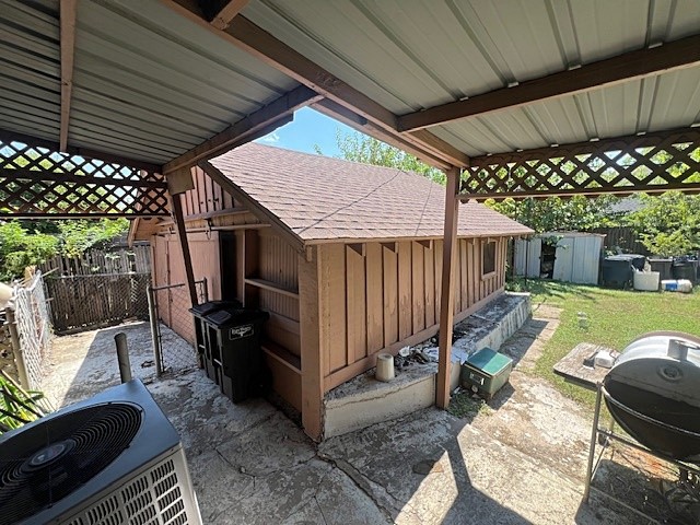 716 E Harvey Avenue Fort Worth TX 76104