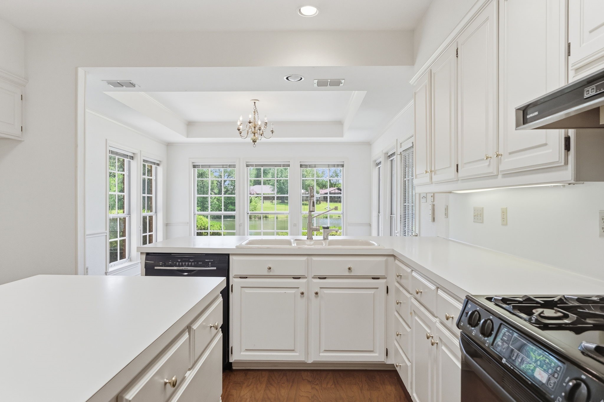 241 Lakeside Place Mineola TX 75773