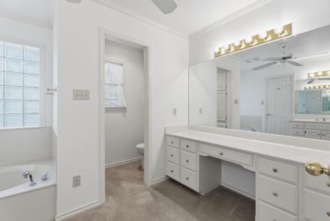 241 Lakeside Place Mineola TX 75773