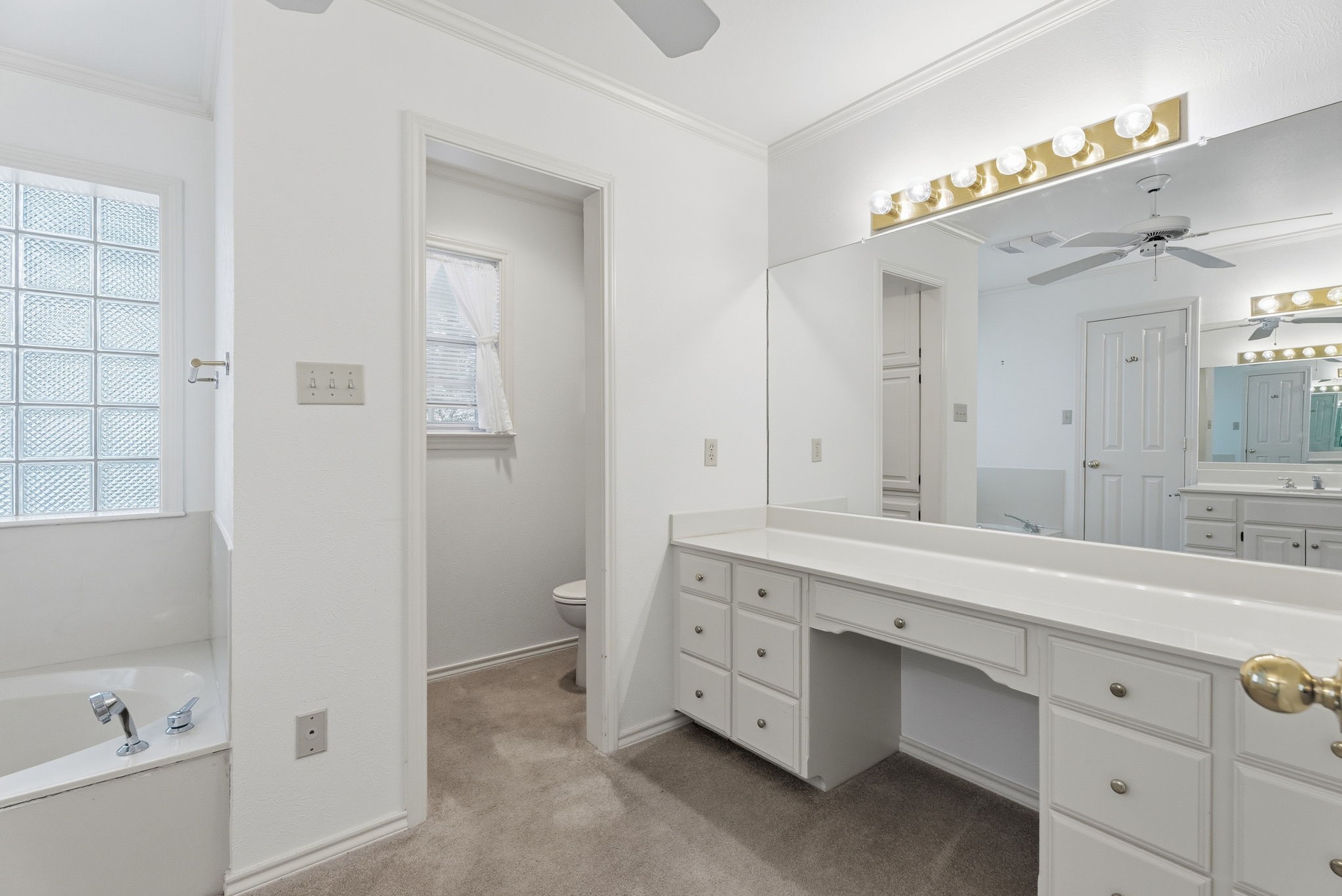 241 Lakeside Place Mineola TX 75773
