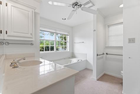 241 Lakeside Place Mineola TX 75773