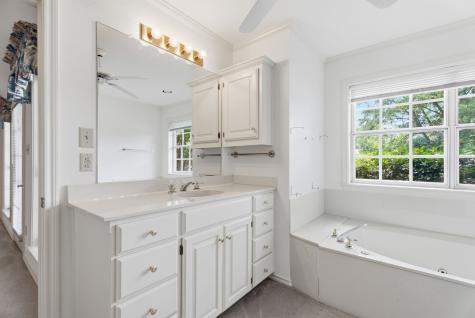 241 Lakeside Place Mineola TX 75773
