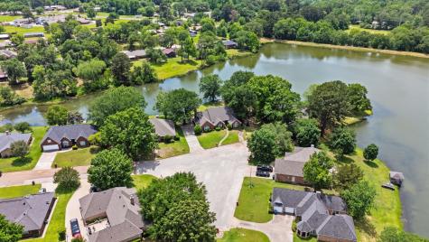 241 Lakeside Place Mineola TX 75773