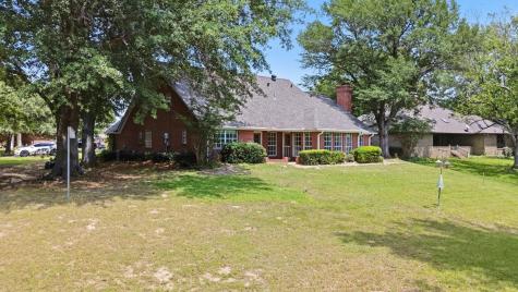 241 Lakeside Place Mineola TX 75773