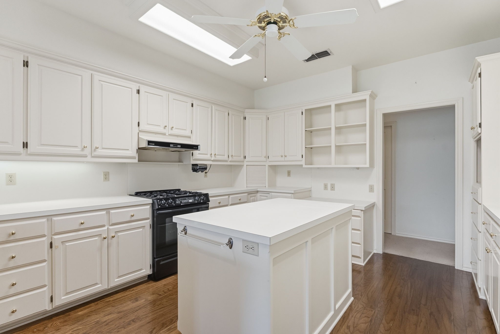 241 Lakeside Place Mineola TX 75773