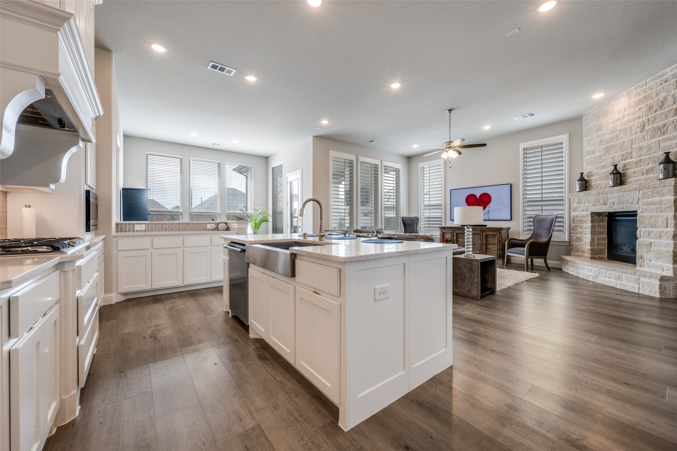 805 Haverford Lane Lantana TX 76226