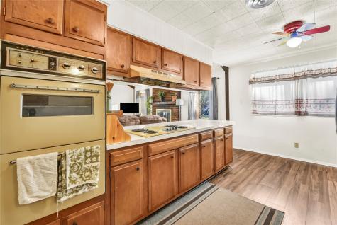 209 Lakeview Trail Weatherford TX 76087