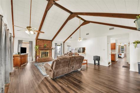 209 Lakeview Trail Weatherford TX 76087