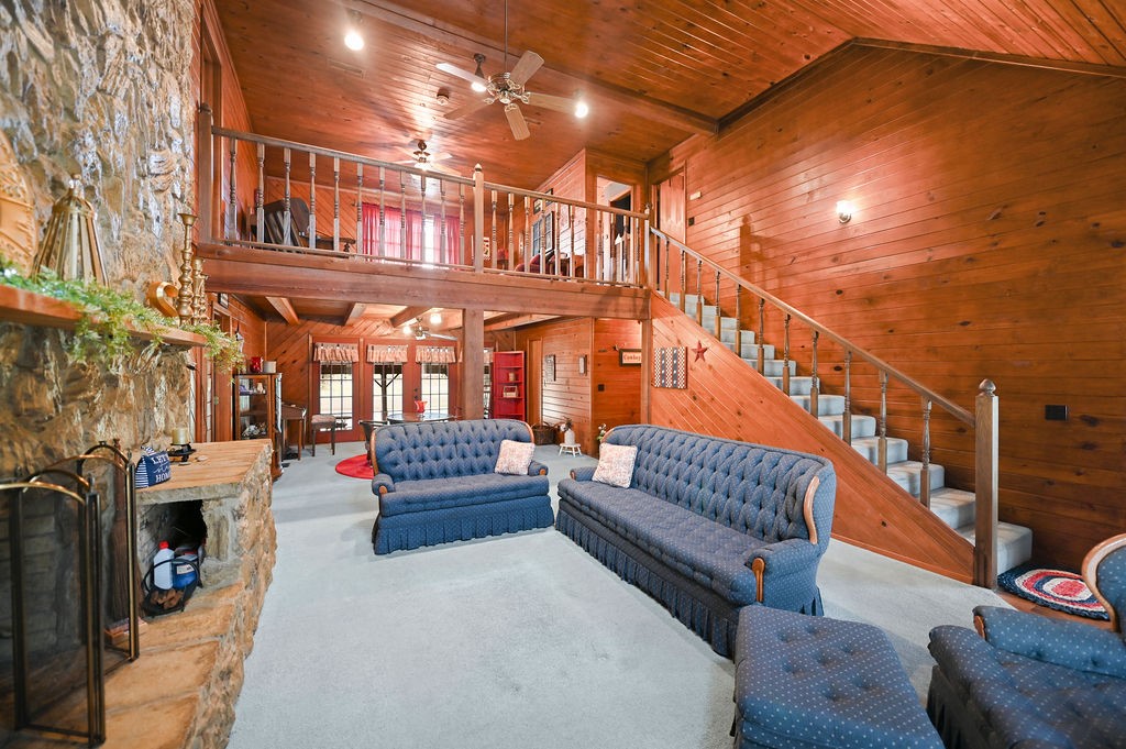 411 Rs County Road 4525 Point TX 75472