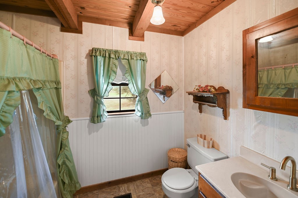 411 Rs County Road 4525 Point TX 75472