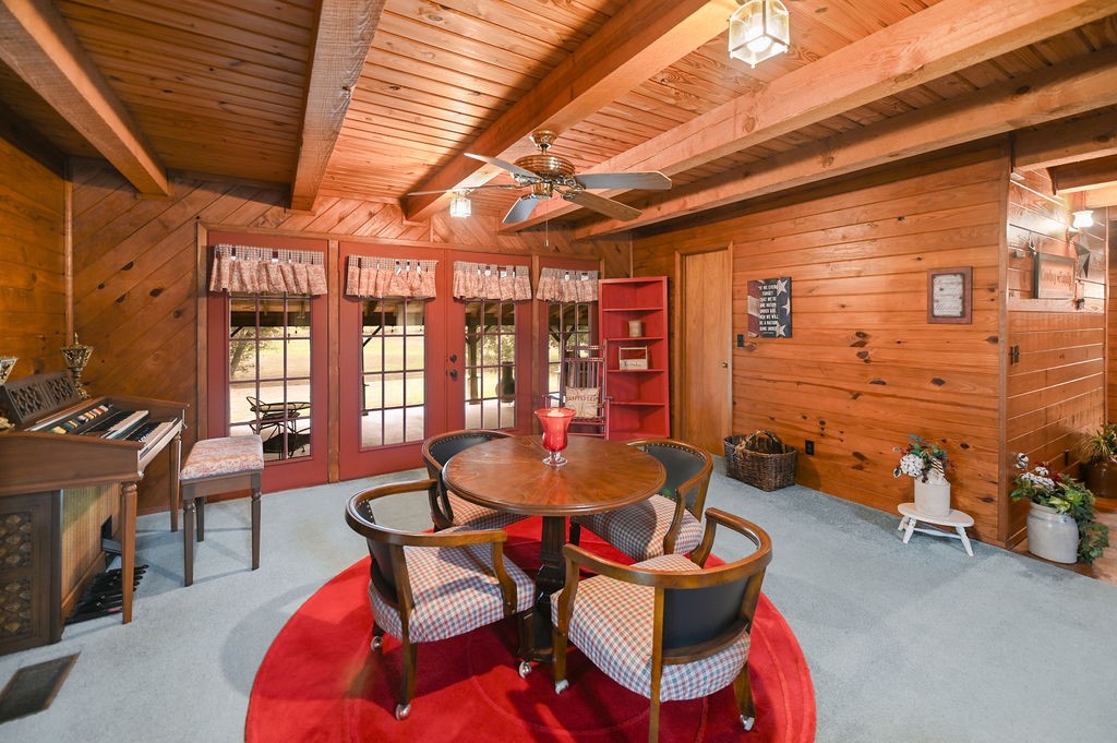 411 Rs County Road 4525 Point TX 75472