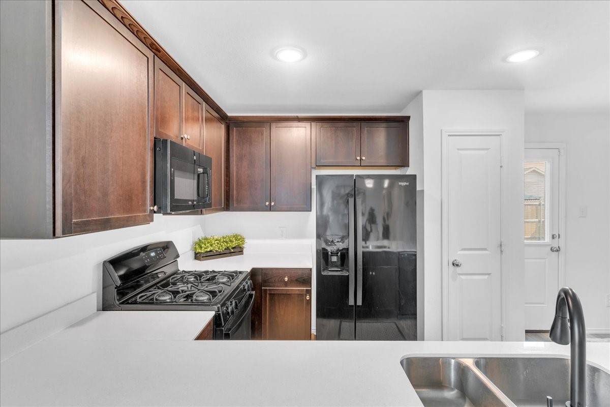 1152 Crestview Drive Hutchins TX 75141