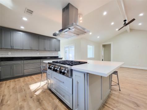 10335 Emnora Lane Houston TX 77043