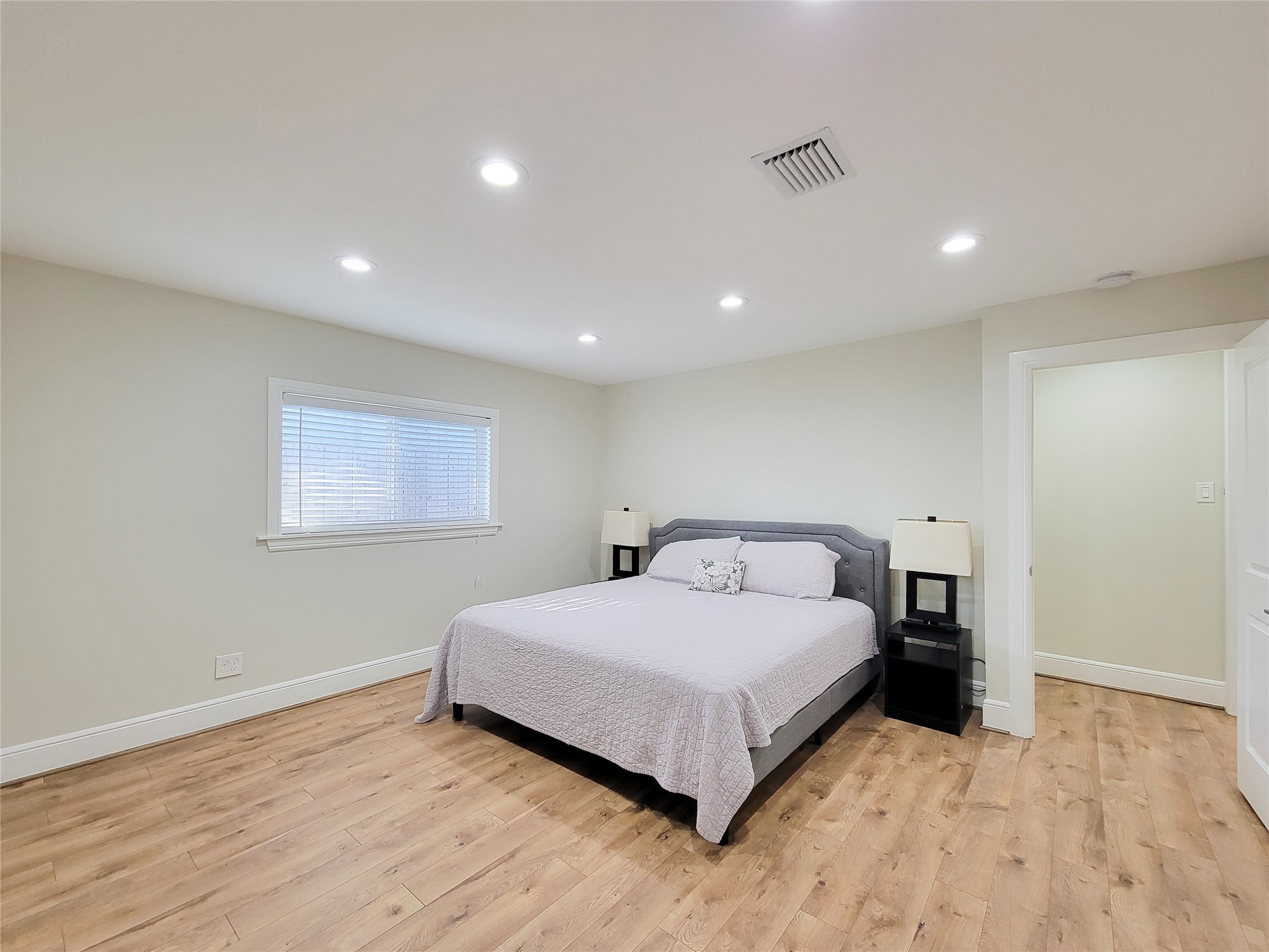 10335 Emnora Lane Houston TX 77043
