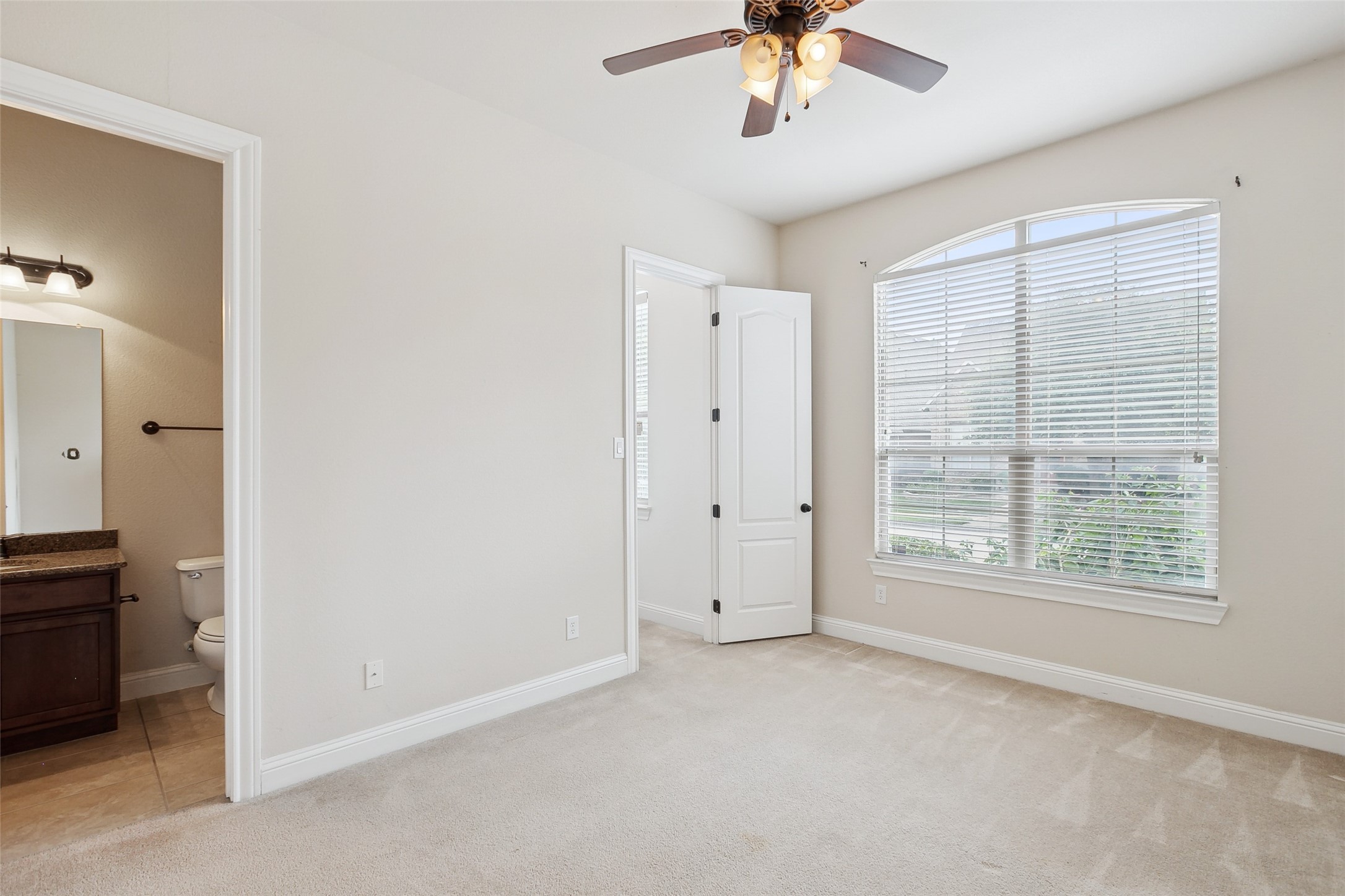 2460 Embleton Drive Lewisville TX 75067