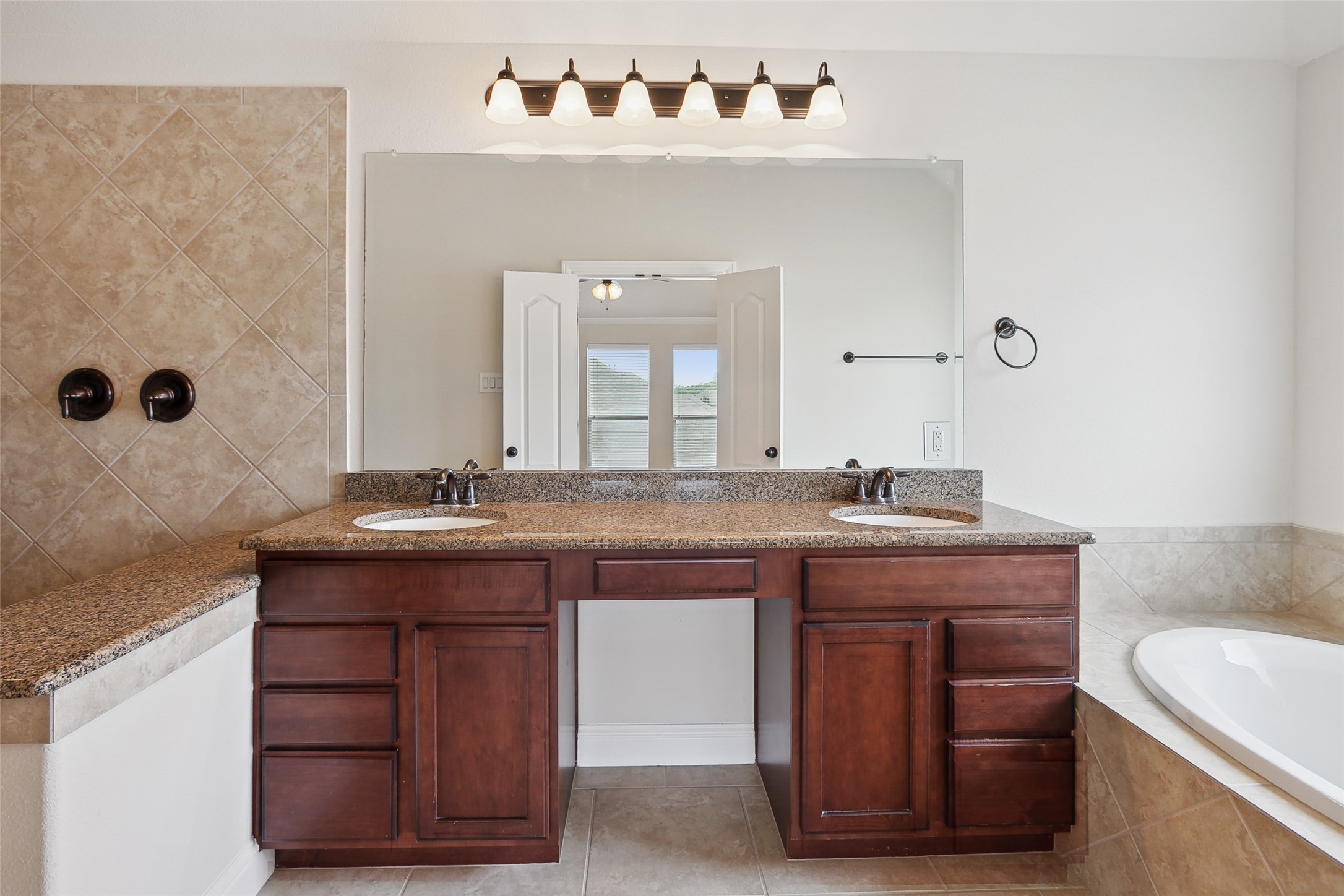 2460 Embleton Drive Lewisville TX 75067