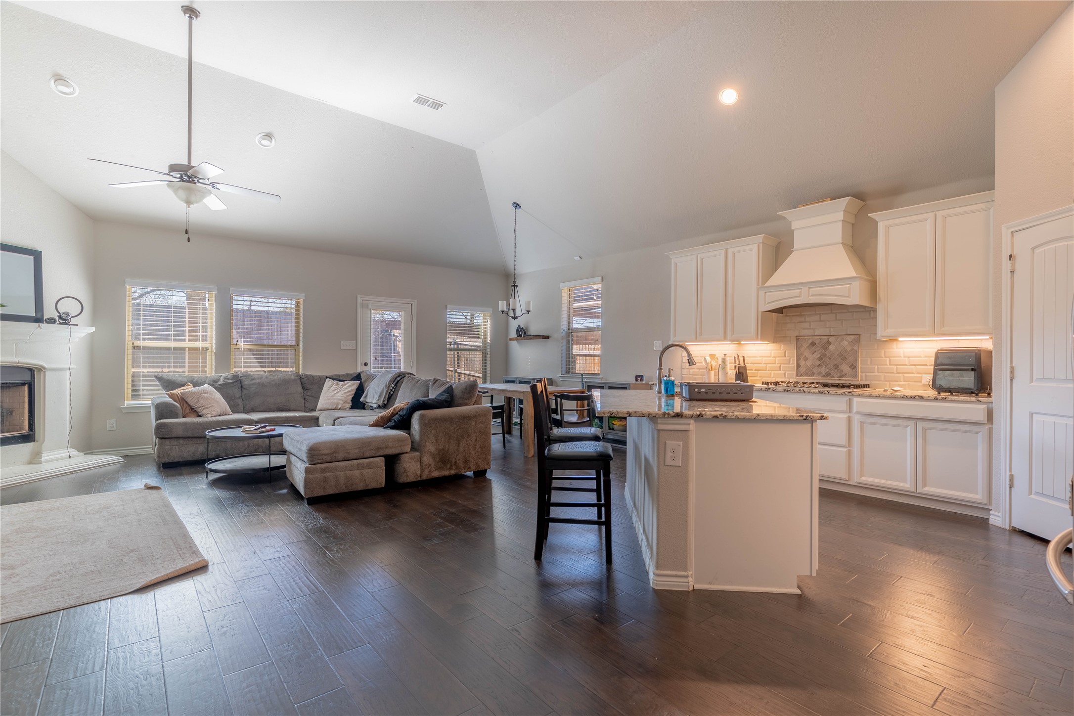 1000 Lake Sierra Way Little Elm TX 75068