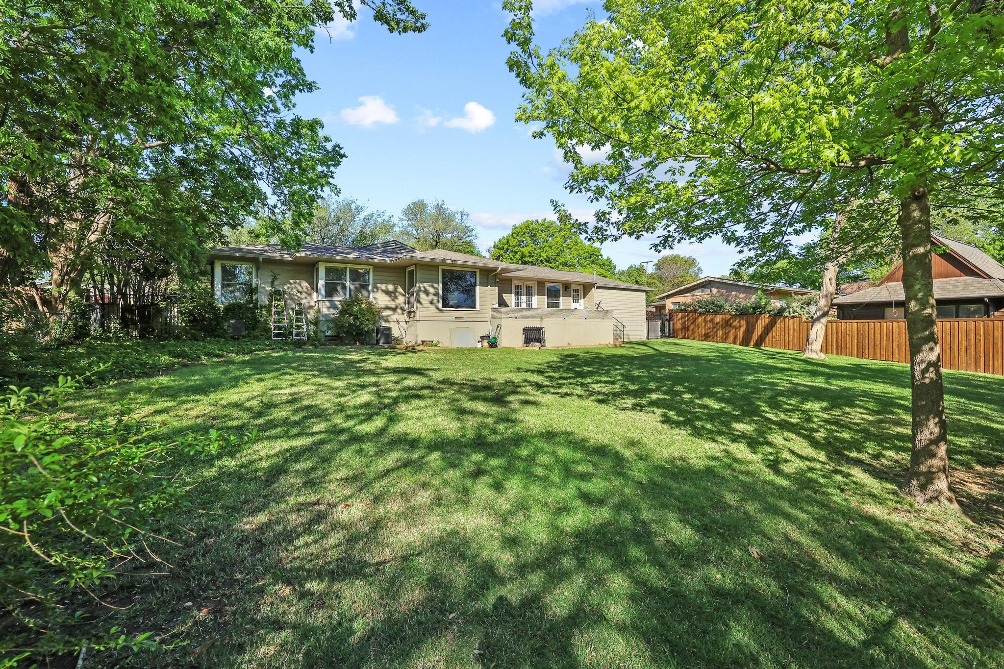 623 Westwood Drive Sherman TX 75092