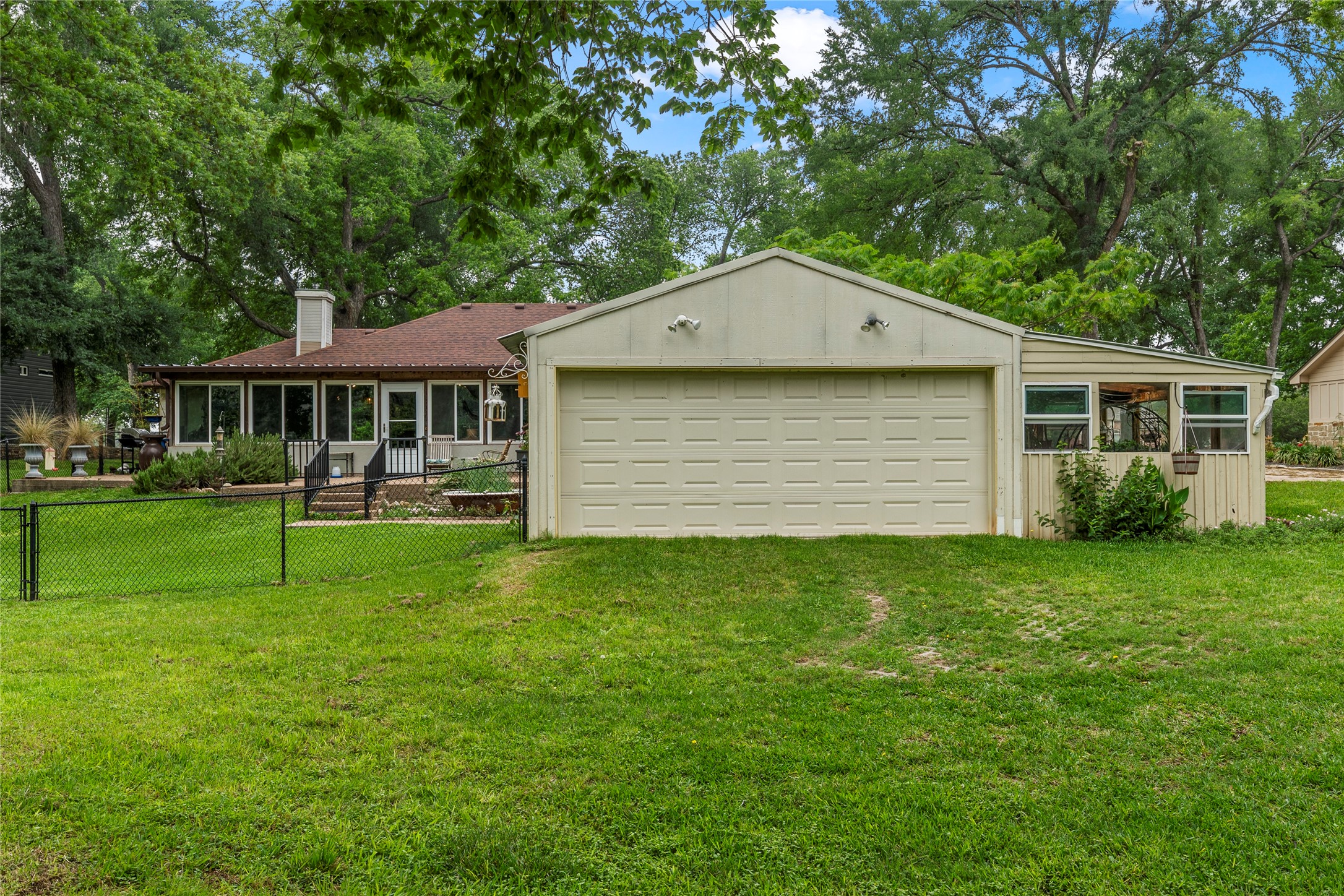262 Brazos Point Drive Waco TX 76705