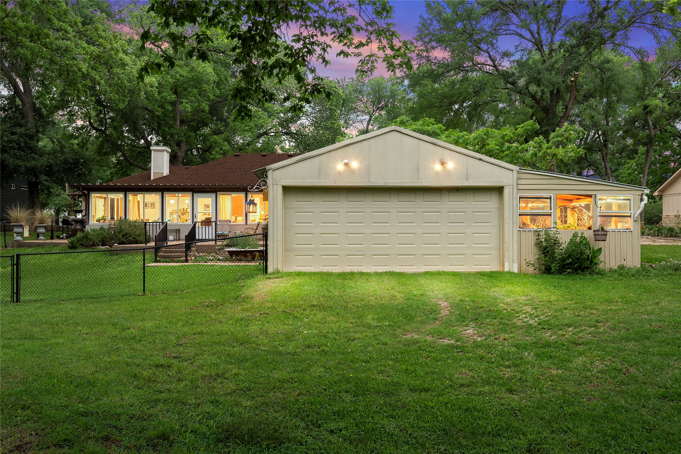 262 Brazos Point Drive Waco TX 76705