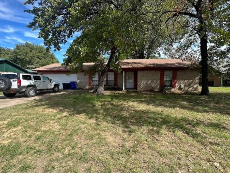 832 Lake Crest Parkway Azle TX 76020
