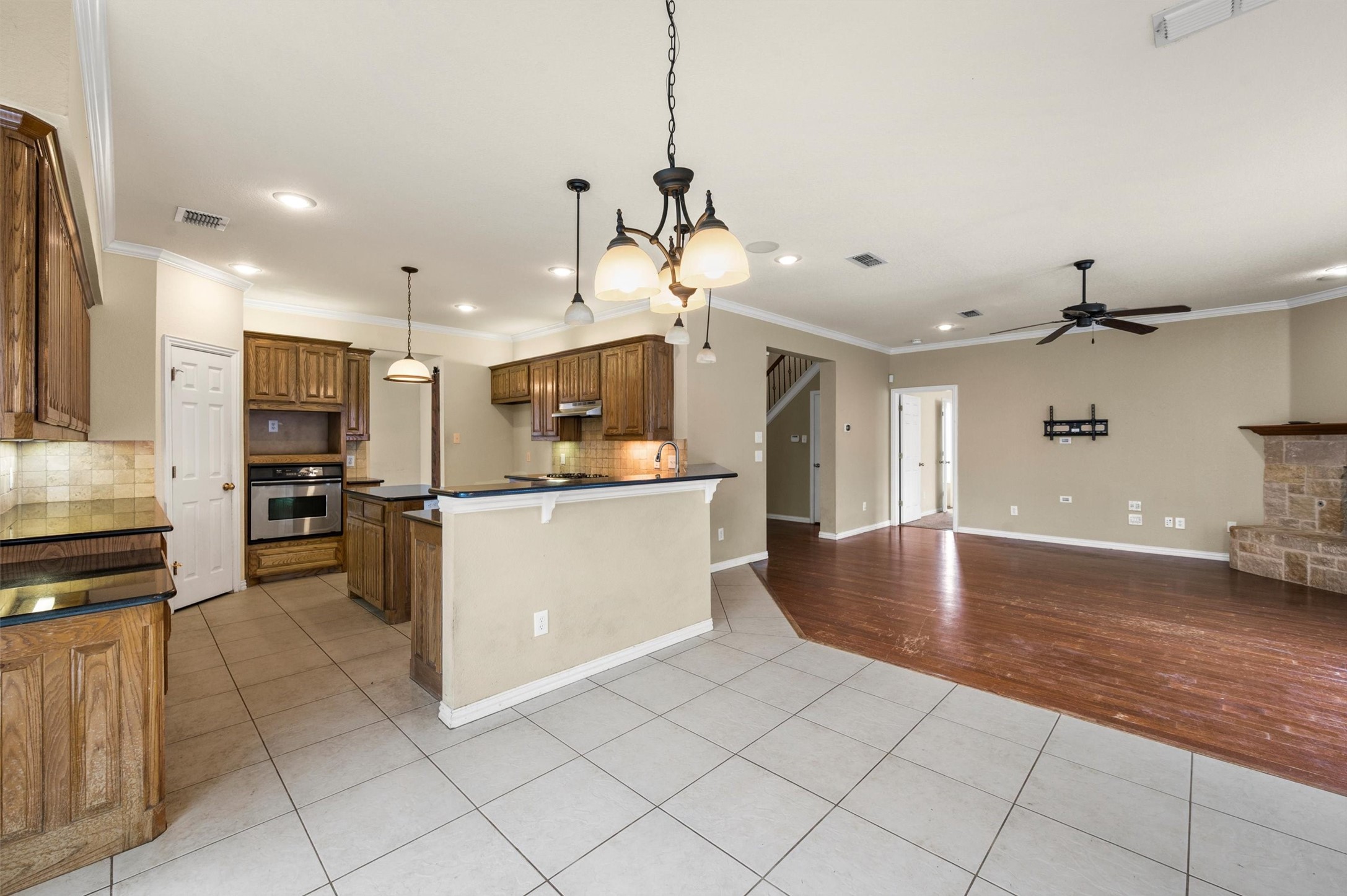 7020 Ridge Crest Drive North Richland Hills TX 76182